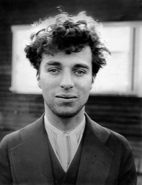 06-Charlie Chaplin giovane