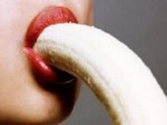 diciottenne-regala-sesso-orale