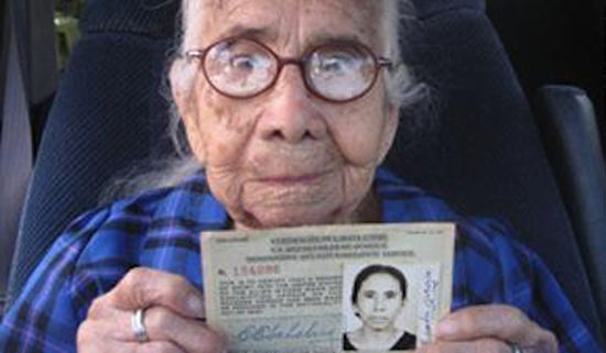 donna-prende-la-cittadinanza-a-101-anni