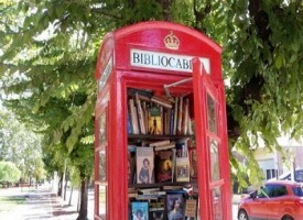Arriva a Roma la biblio cabina, l’iniziativa per favorire il BookCrossing e scambiarsi libri