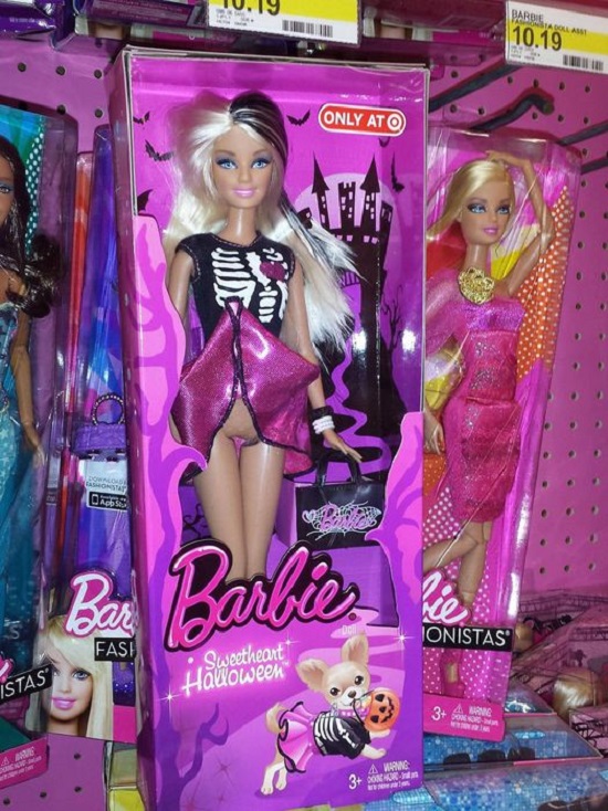 barbie nuda