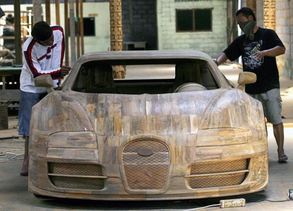 bugatti veyron in legno