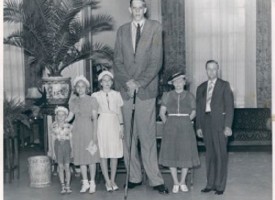 Robert Wadlow con i suoi 272 cm è stato l’uomo più alto del mondo
